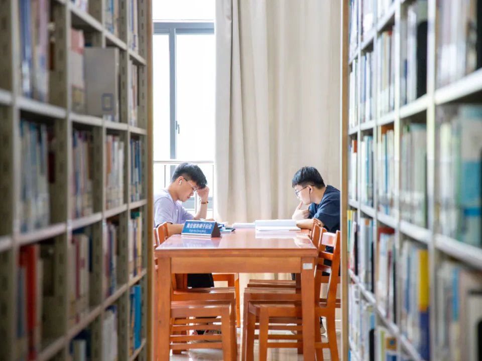 风韵犹存熟妇一区二区三区