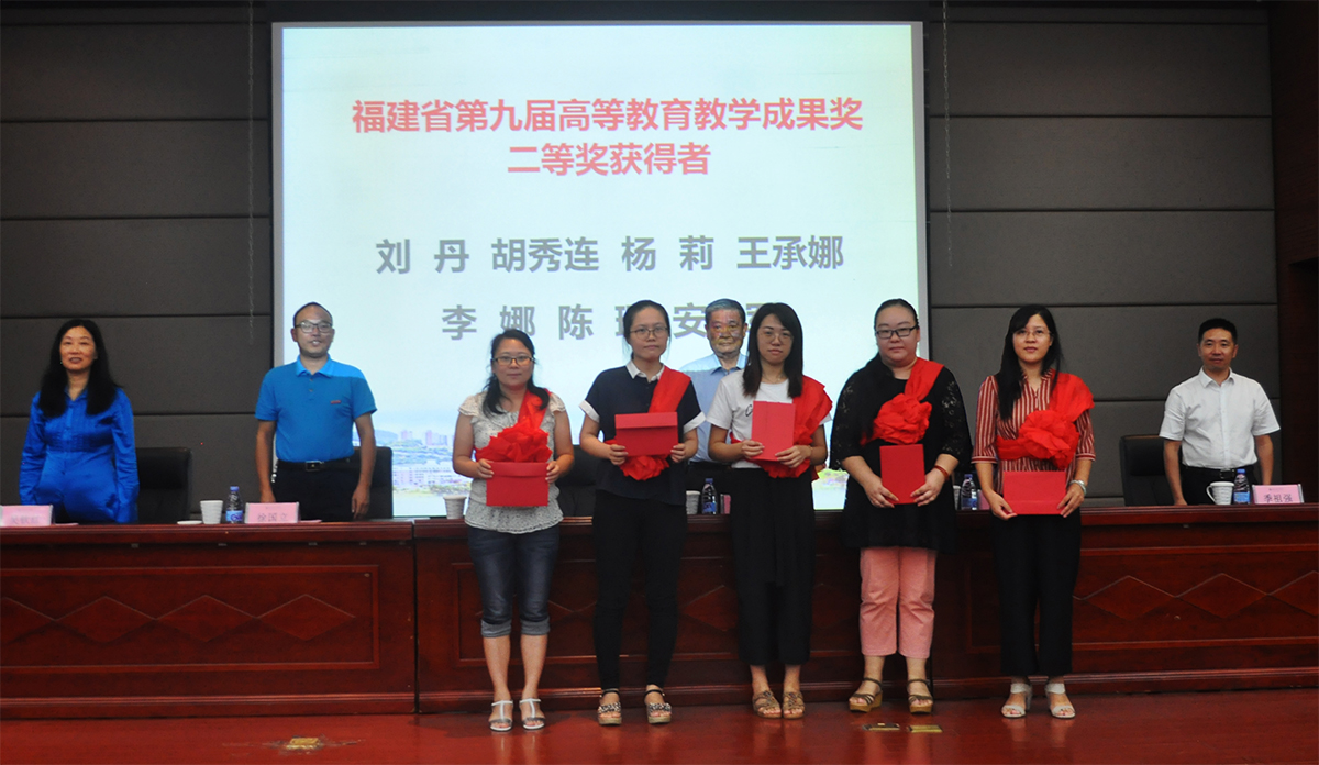 风韵犹存熟妇一区二区三区