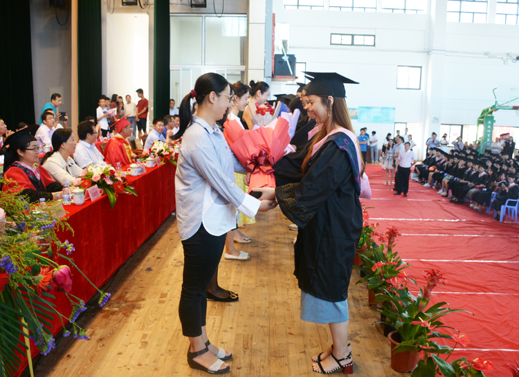 风韵犹存熟妇一区二区三区