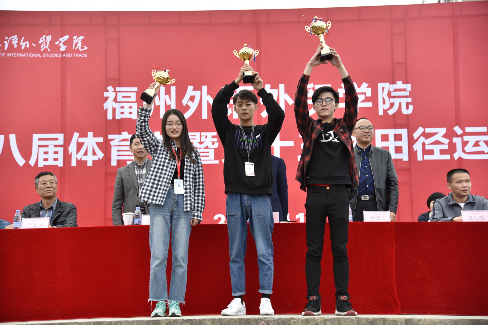 风韵犹存熟妇一区二区三区