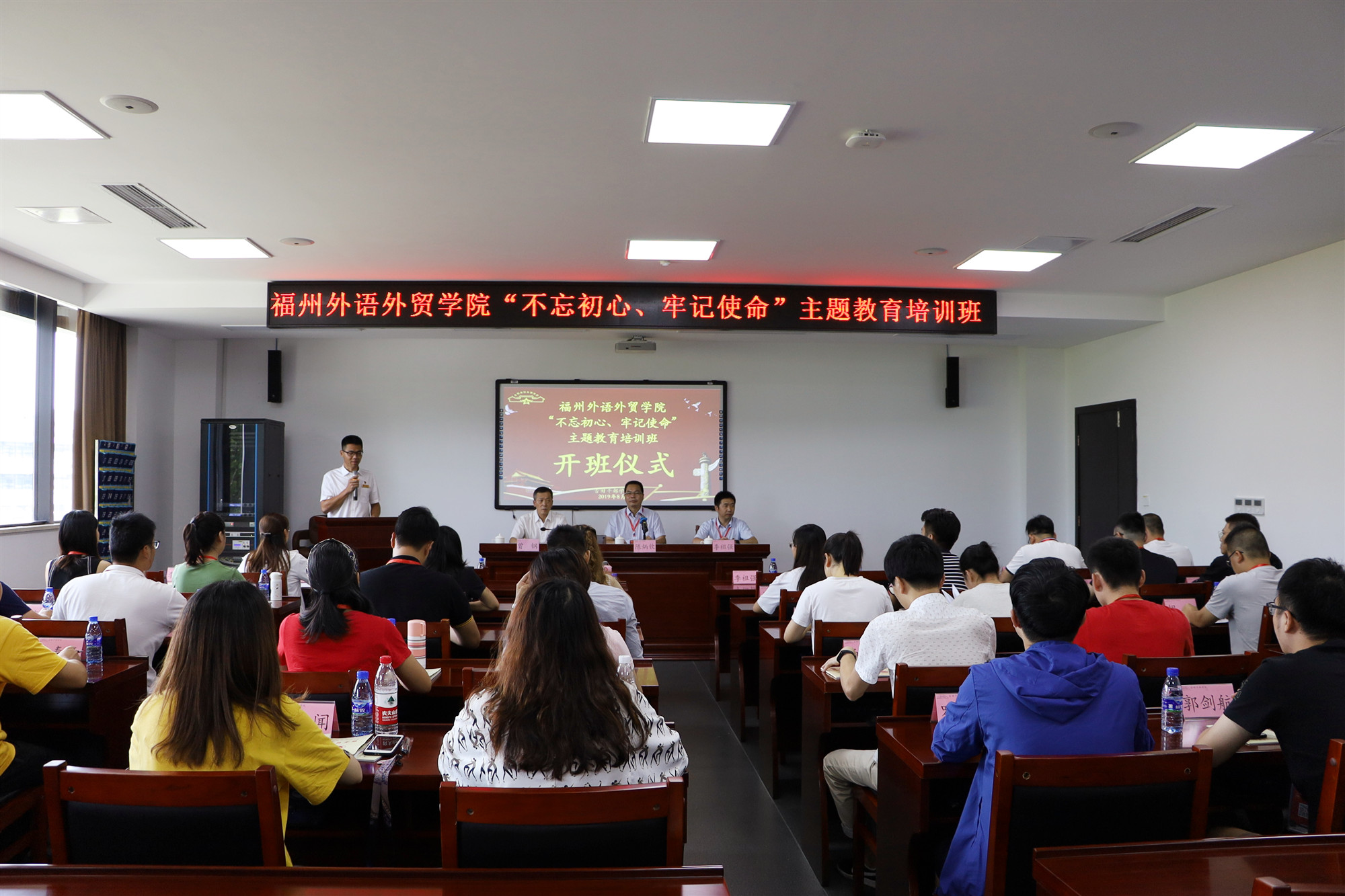 风韵犹存熟妇一区二区三区