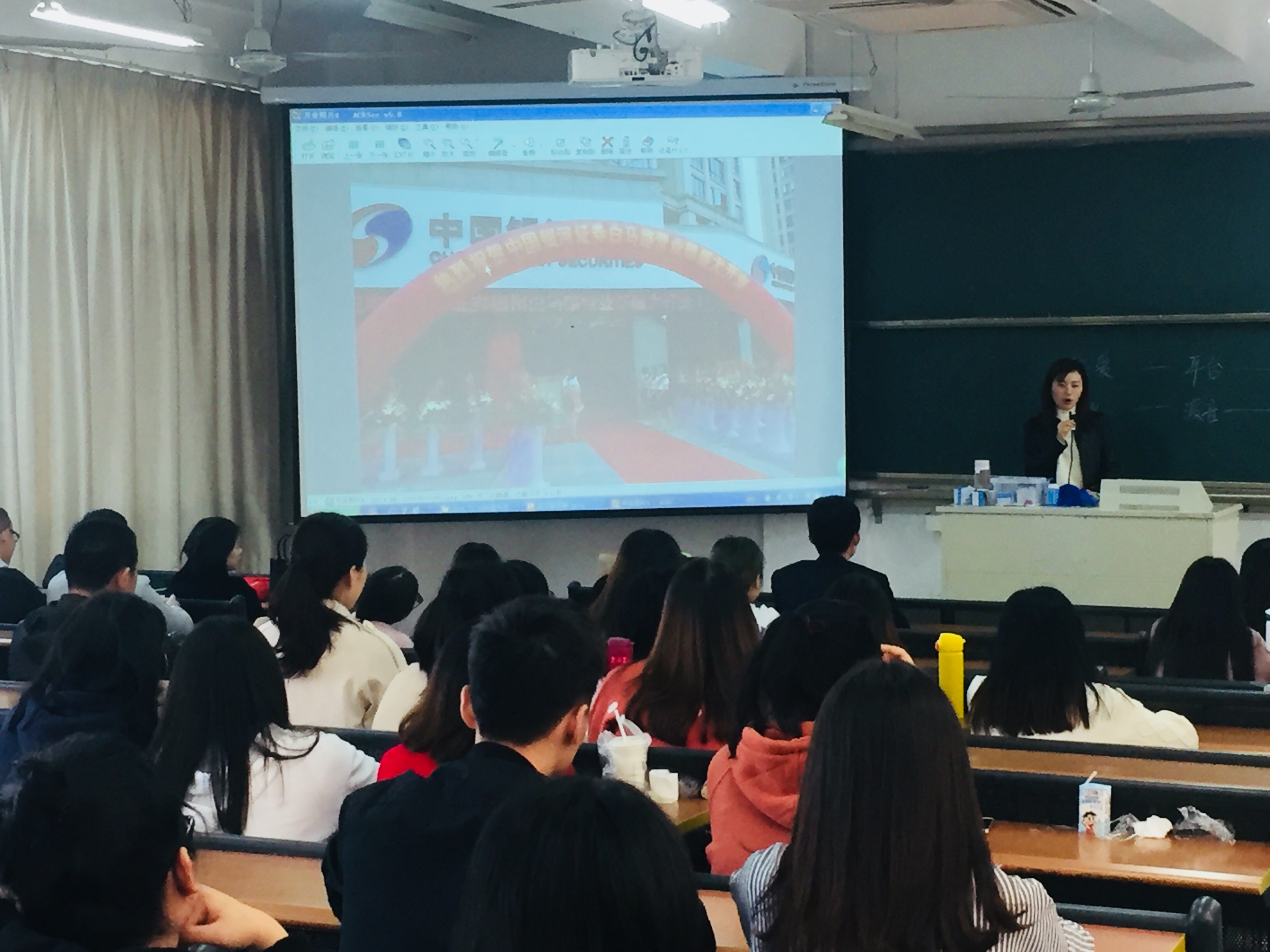 风韵犹存熟妇一区二区三区