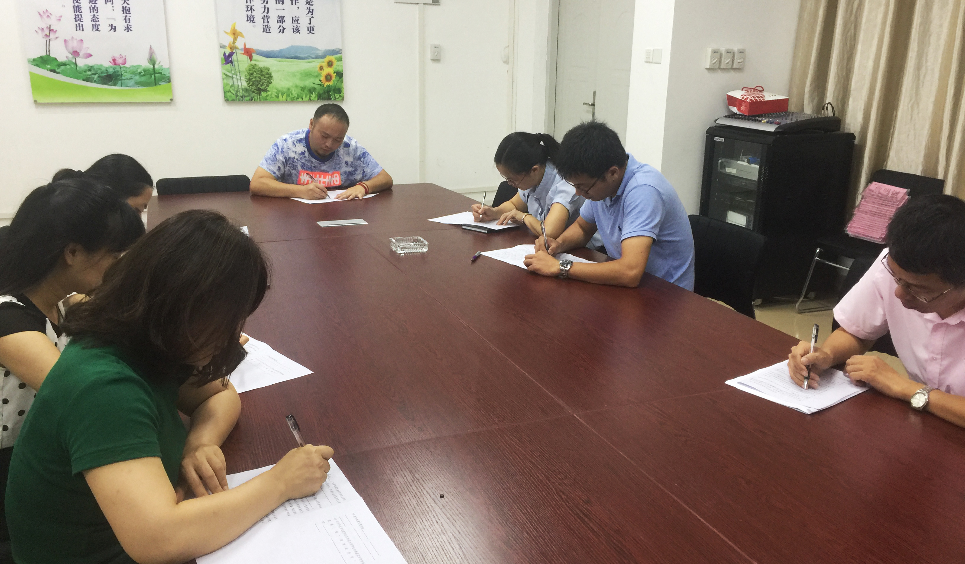 风韵犹存熟妇一区二区三区