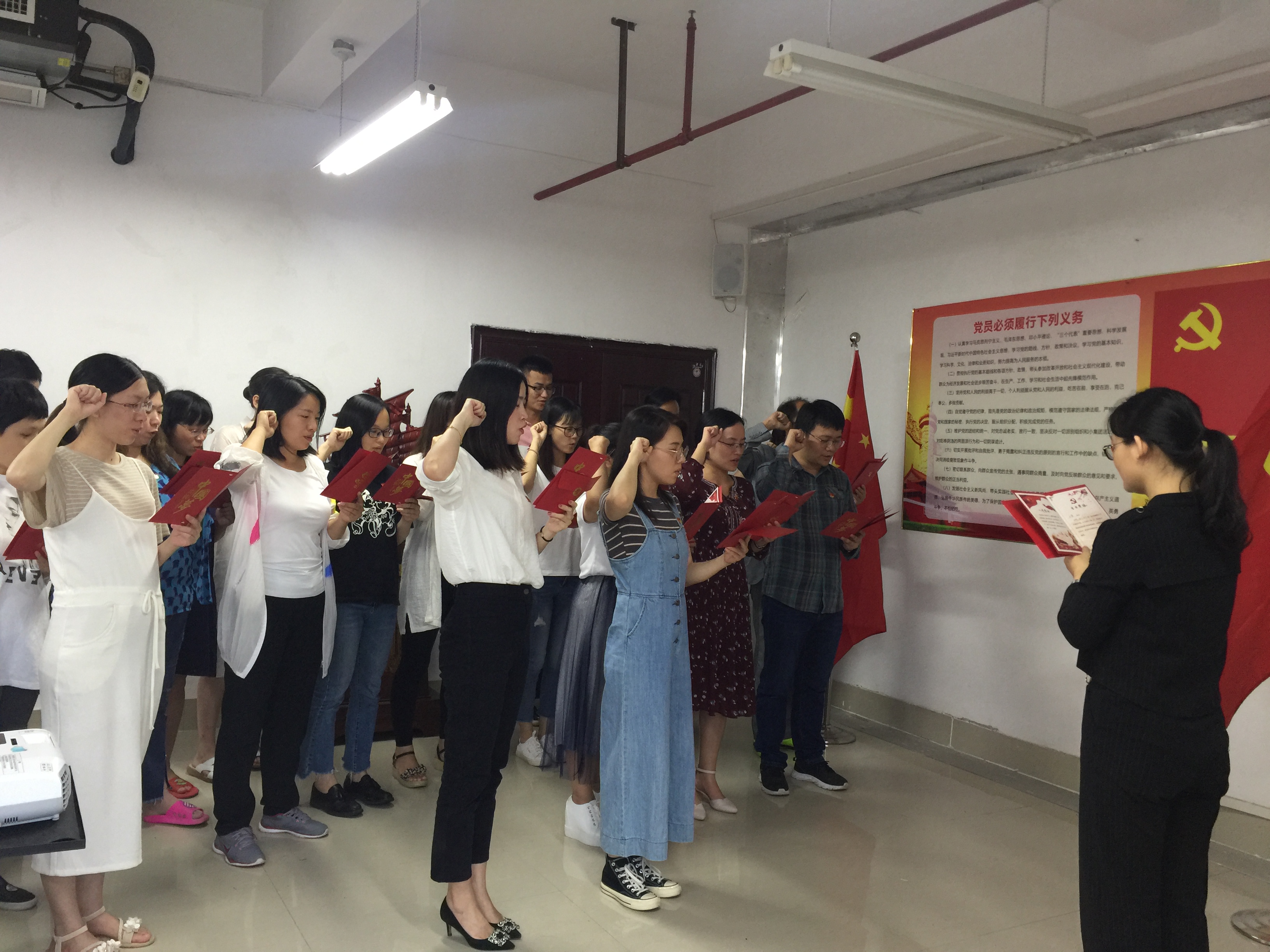 风韵犹存熟妇一区二区三区