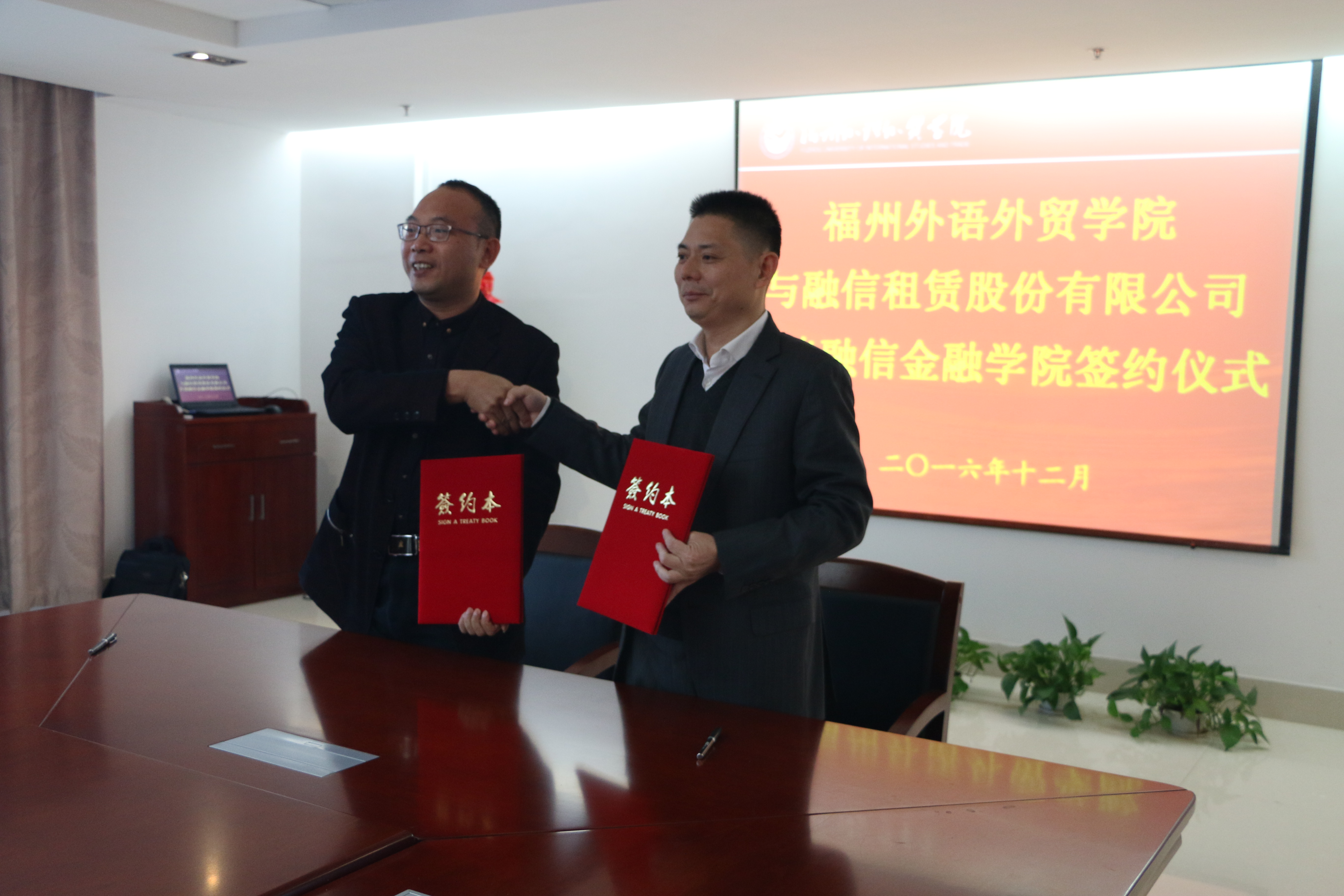 风韵犹存熟妇一区二区三区