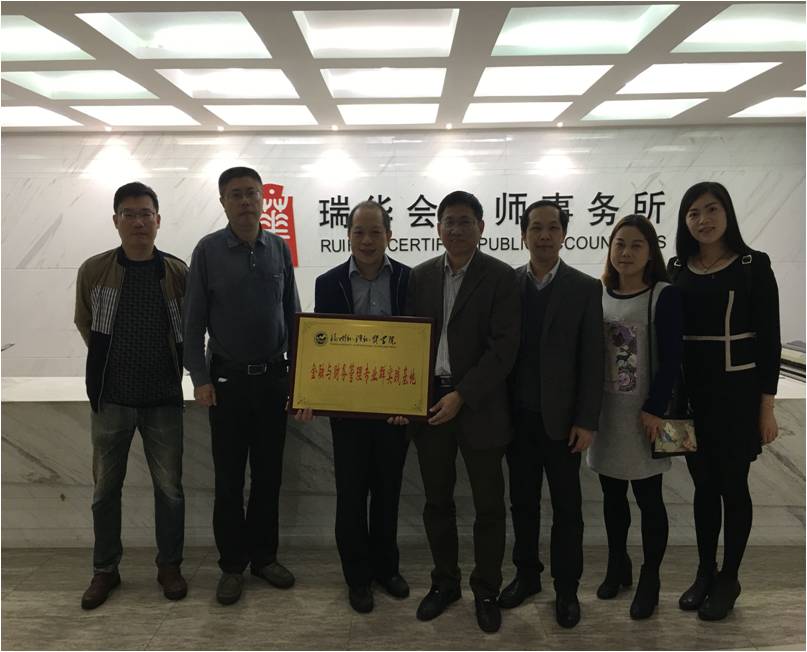 风韵犹存熟妇一区二区三区