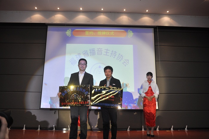 风韵犹存熟妇一区二区三区