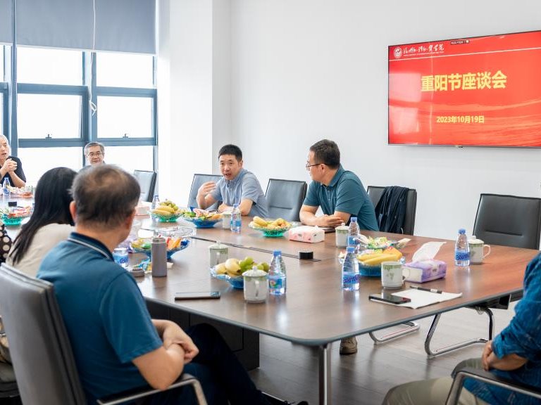 风韵犹存熟妇一区二区三区