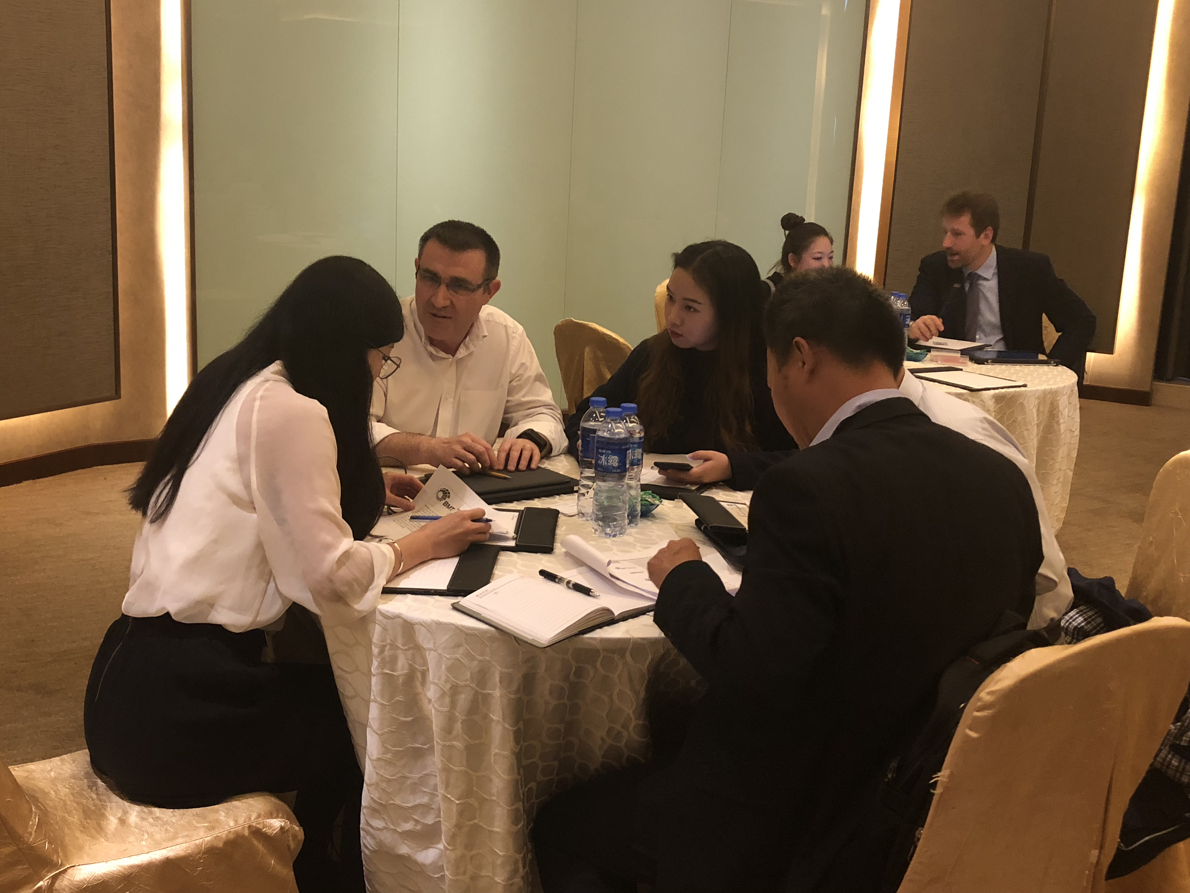 风韵犹存熟妇一区二区三区