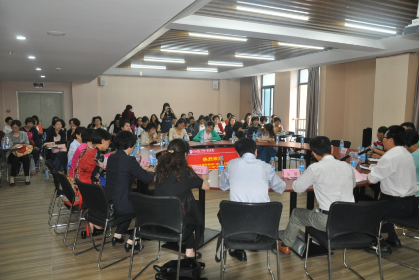 风韵犹存熟妇一区二区三区