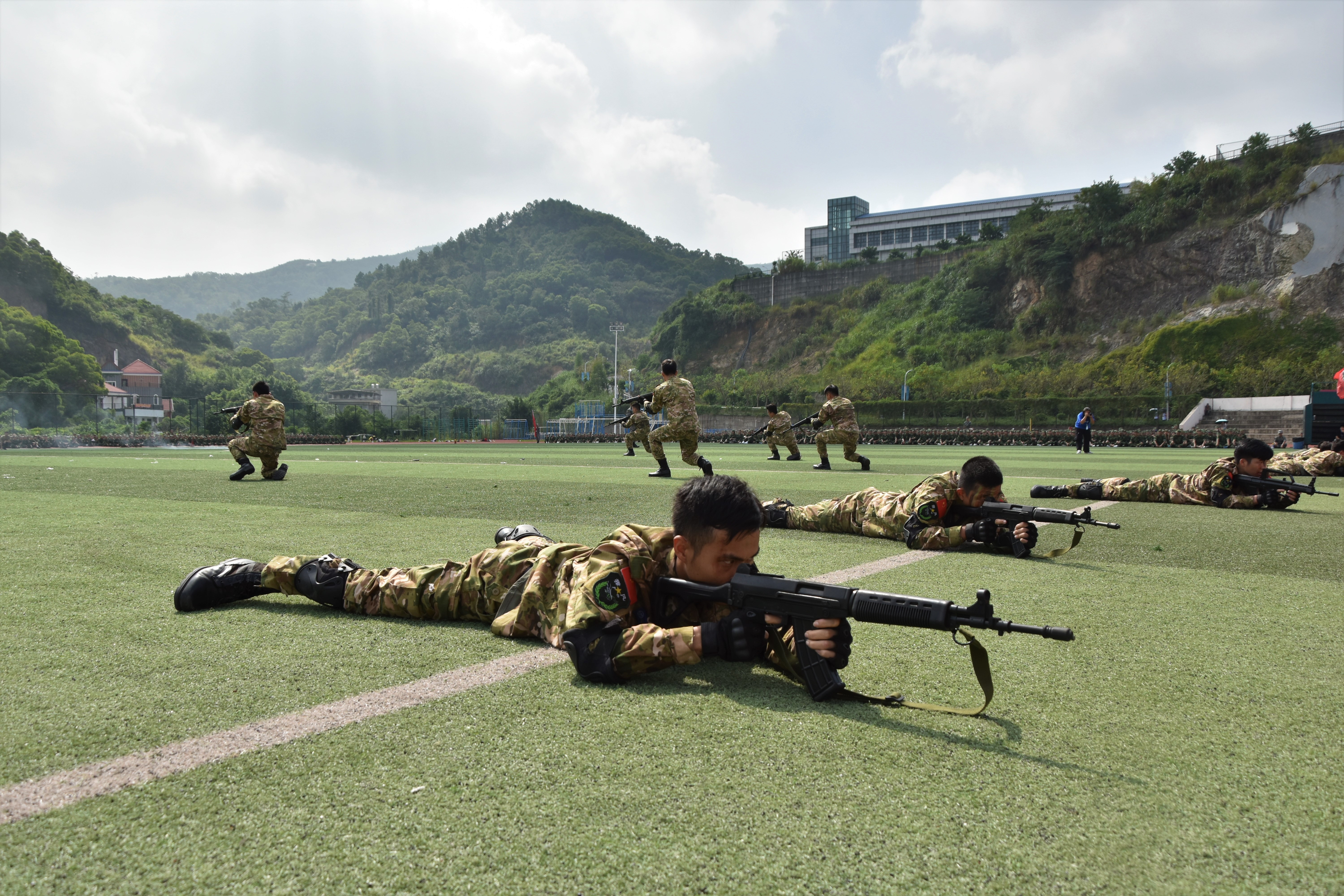 风韵犹存熟妇一区二区三区