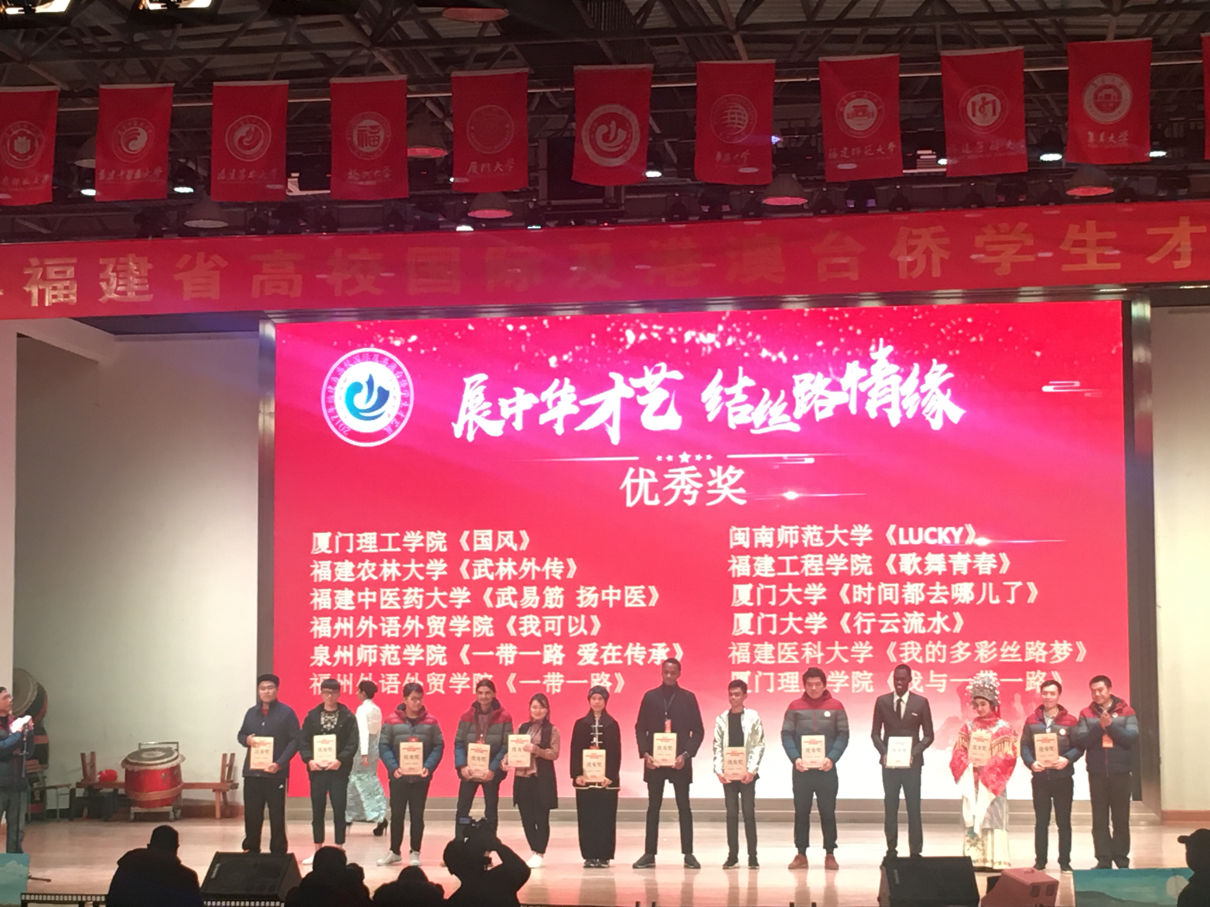 风韵犹存熟妇一区二区三区