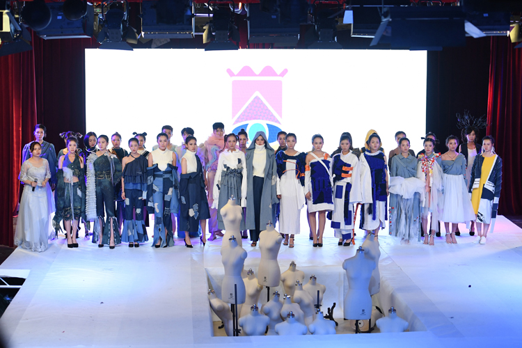 风韵犹存熟妇一区二区三区