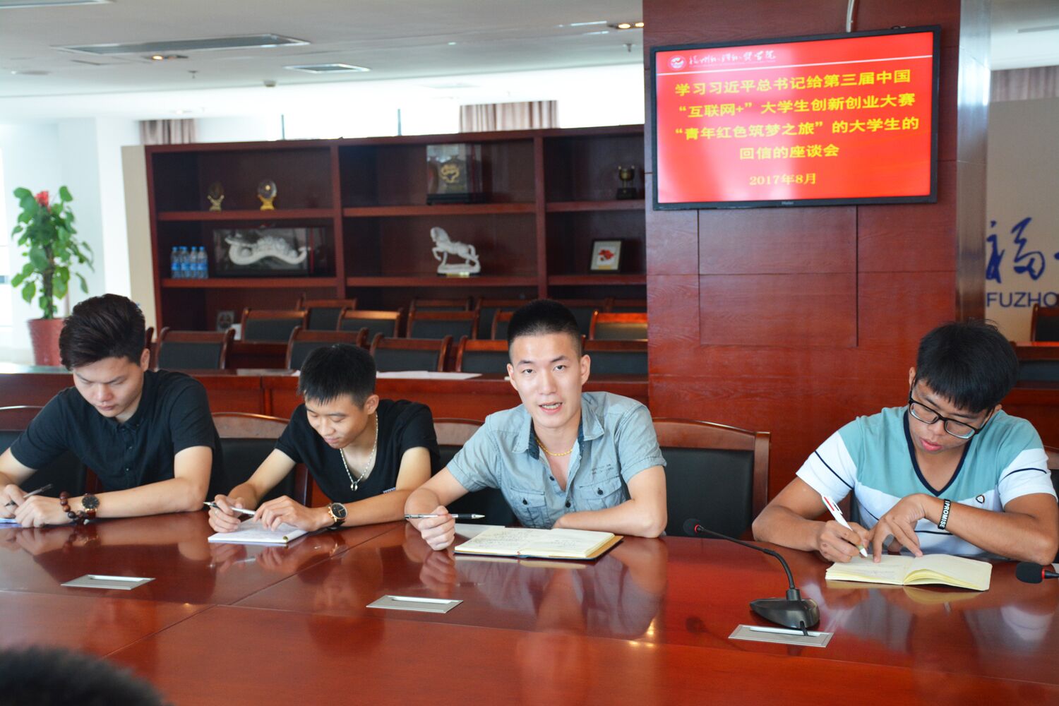 风韵犹存熟妇一区二区三区