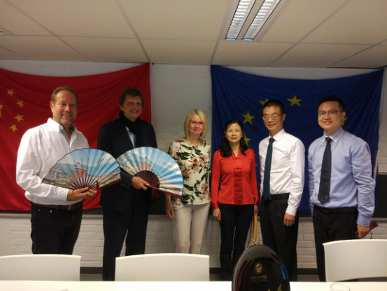 风韵犹存熟妇一区二区三区