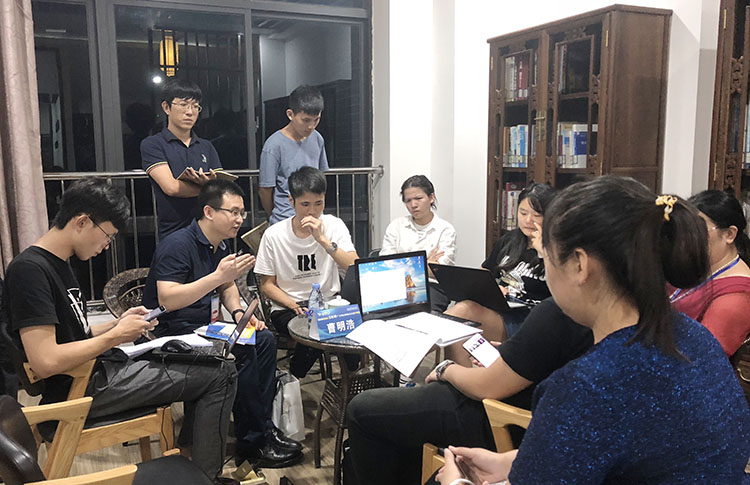 风韵犹存熟妇一区二区三区