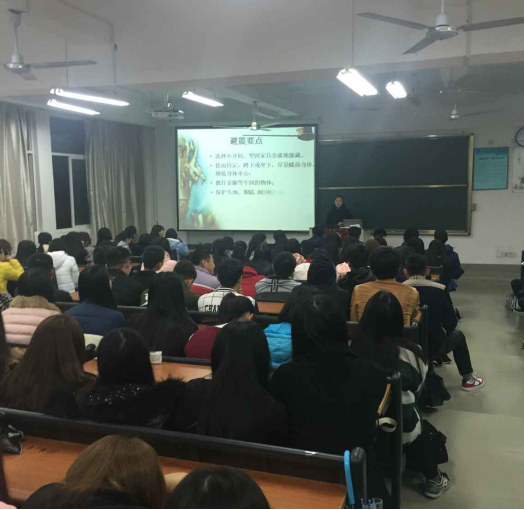 风韵犹存熟妇一区二区三区