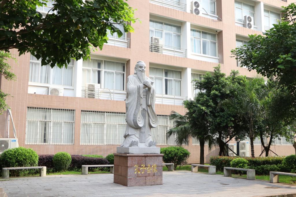 风韵犹存熟妇一区二区三区