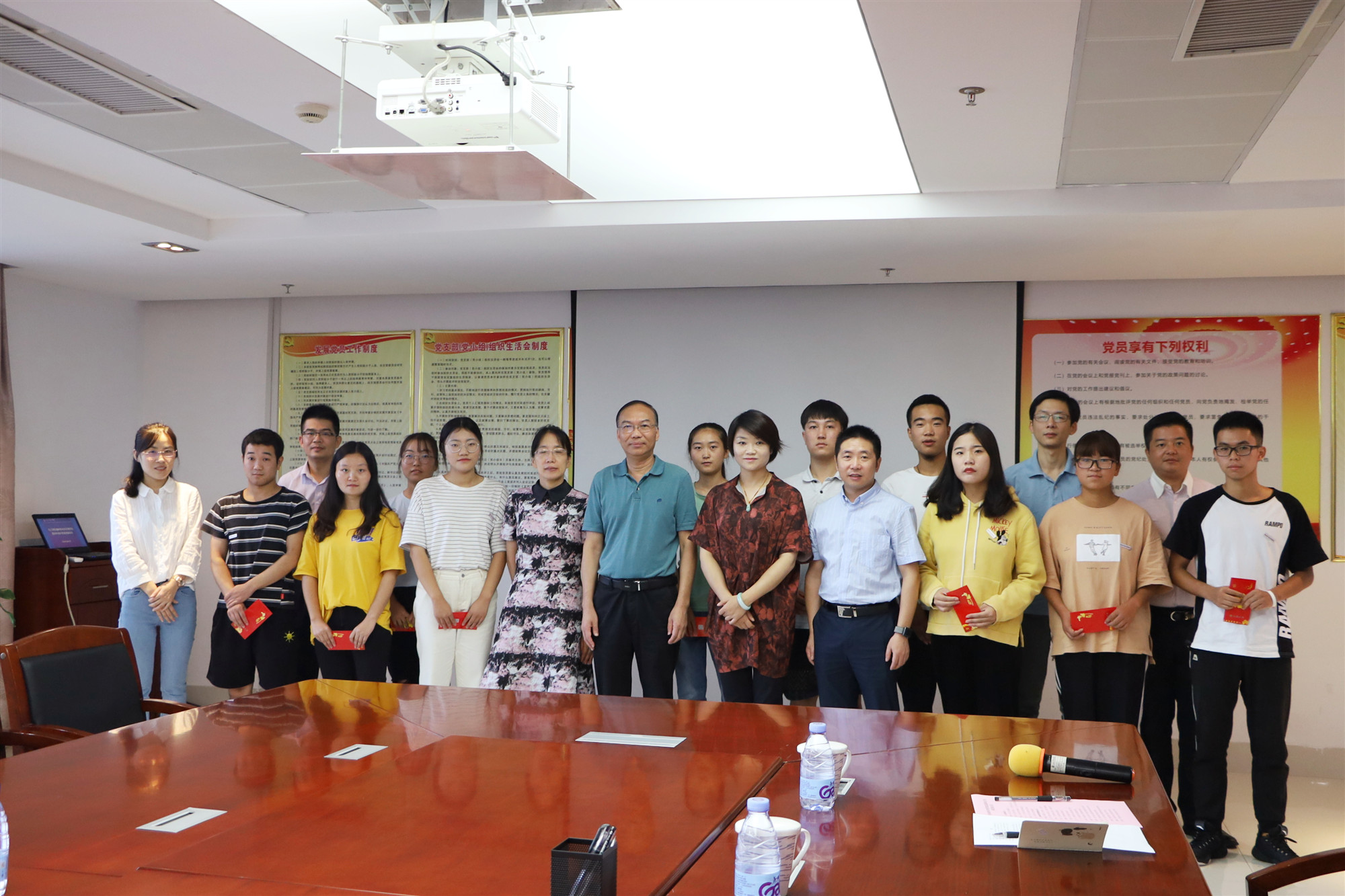 风韵犹存熟妇一区二区三区