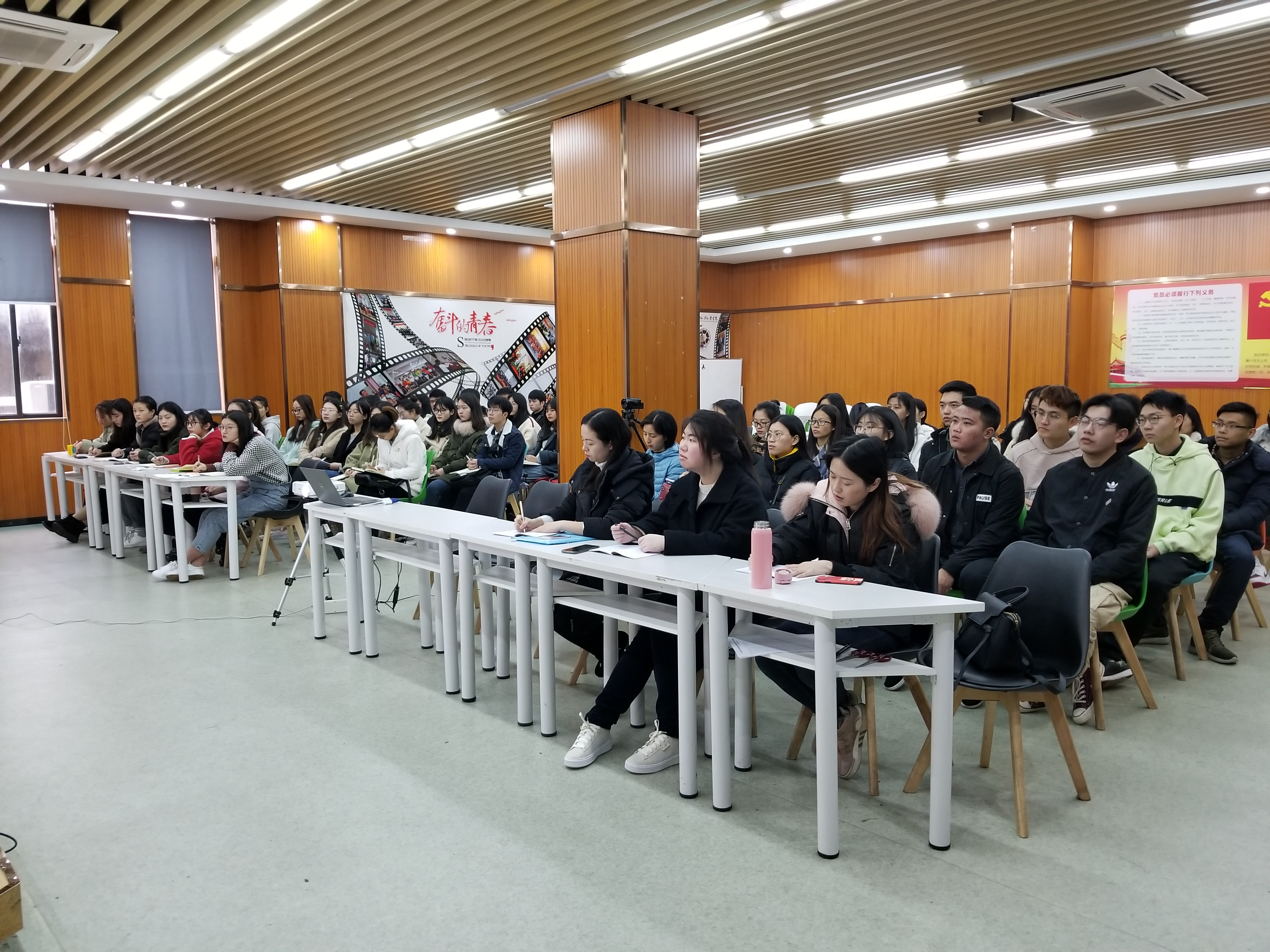 风韵犹存熟妇一区二区三区