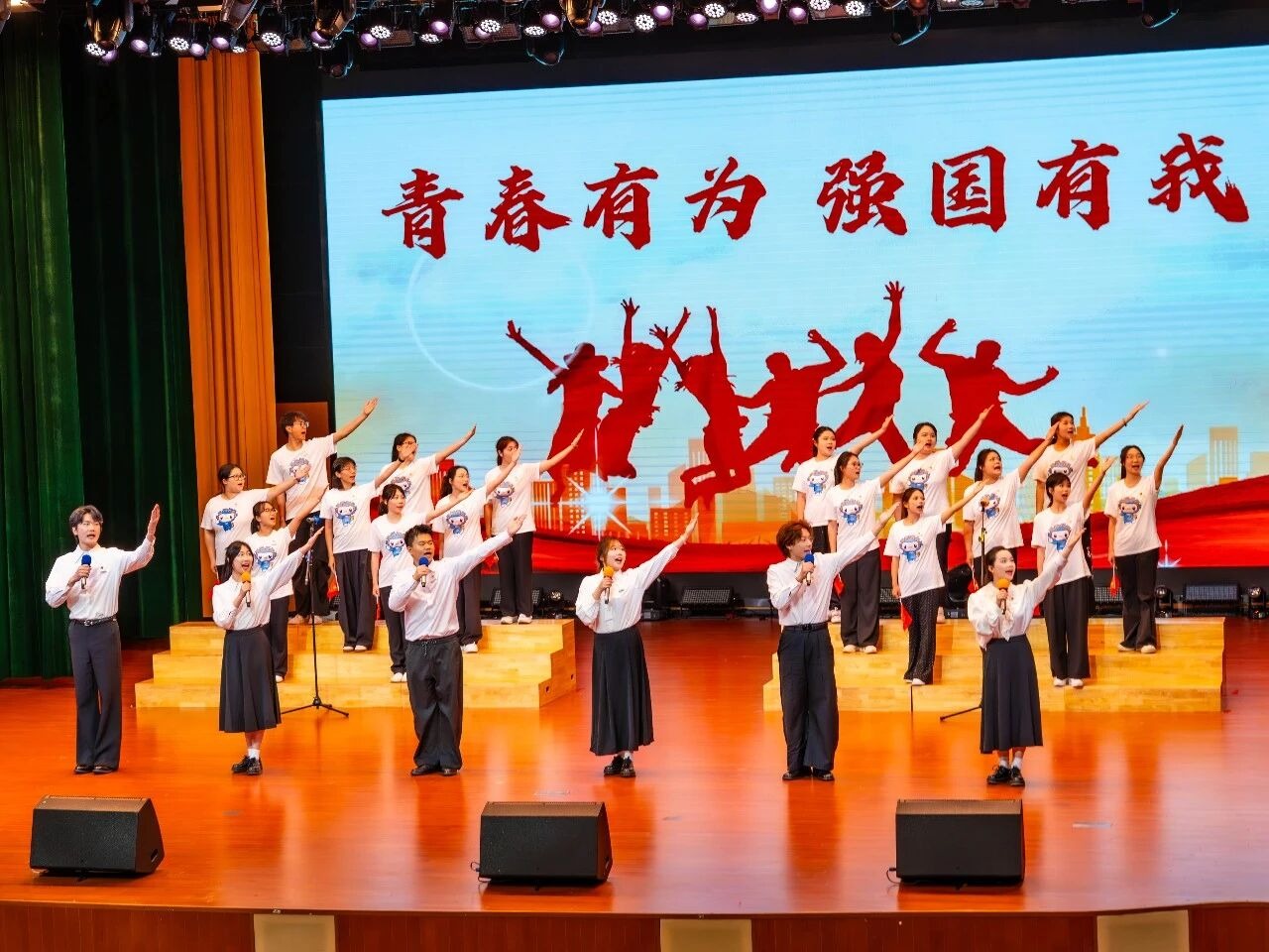 风韵犹存熟妇一区二区三区