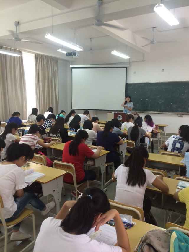 风韵犹存熟妇一区二区三区