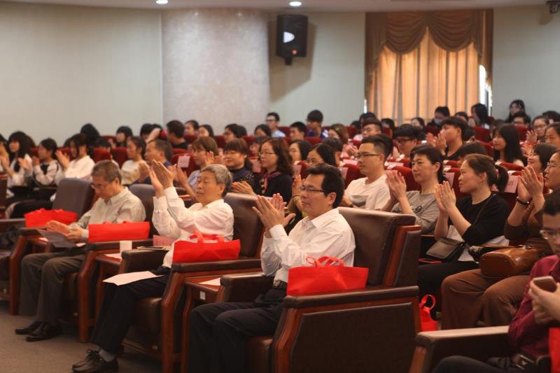 风韵犹存熟妇一区二区三区