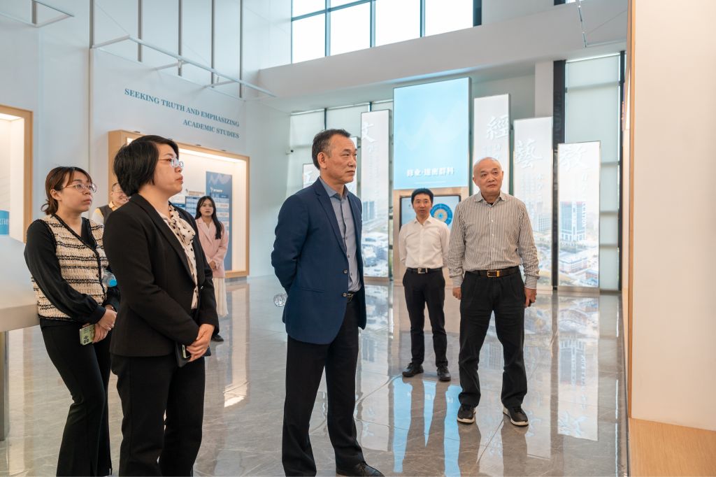 风韵犹存熟妇一区二区三区