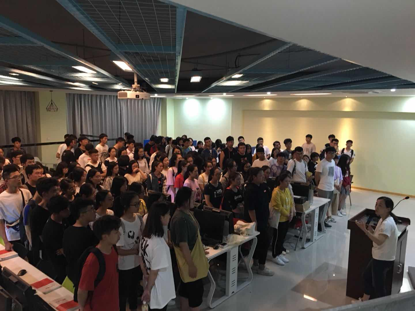 风韵犹存熟妇一区二区三区