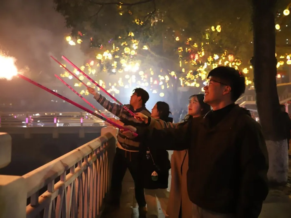 风韵犹存熟妇一区二区三区