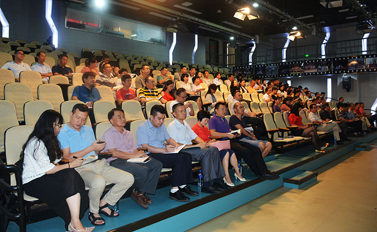 风韵犹存熟妇一区二区三区