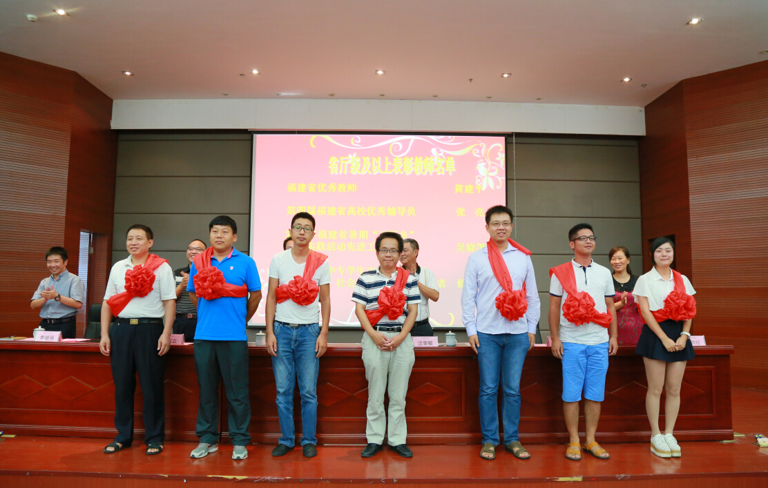 风韵犹存熟妇一区二区三区