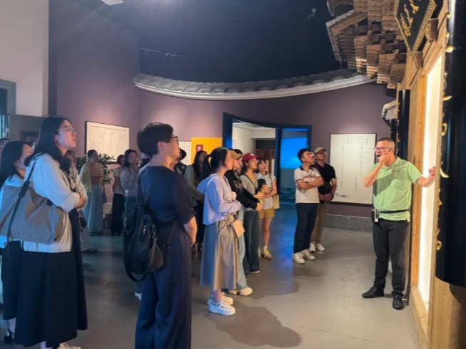 风韵犹存熟妇一区二区三区