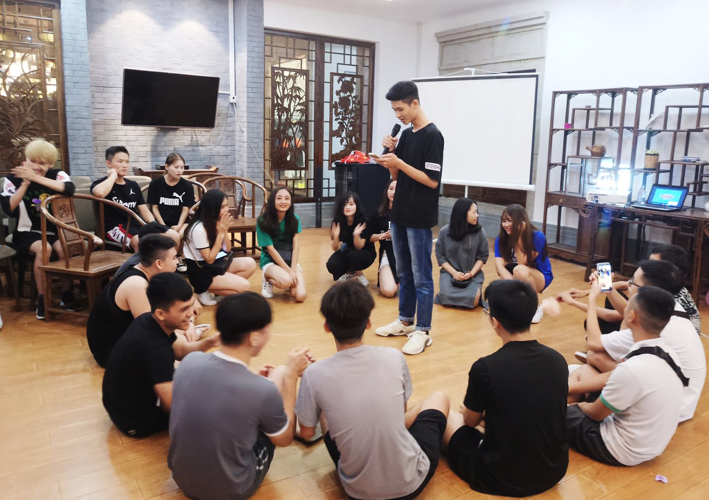 风韵犹存熟妇一区二区三区