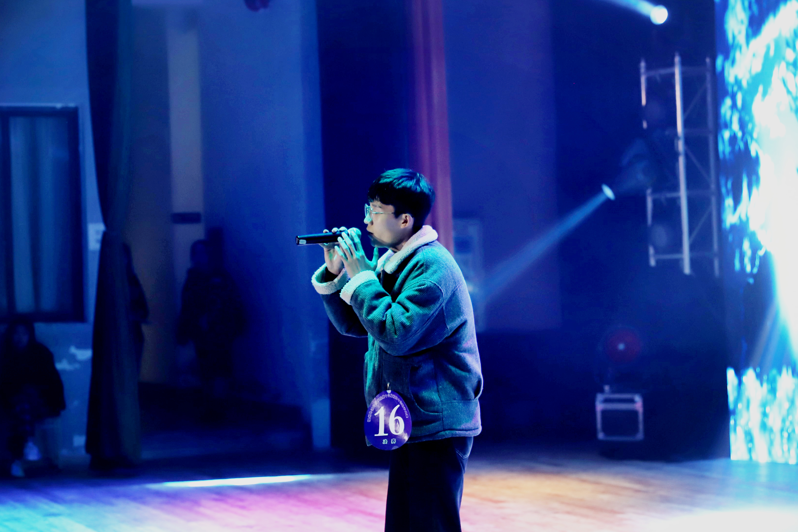 风韵犹存熟妇一区二区三区