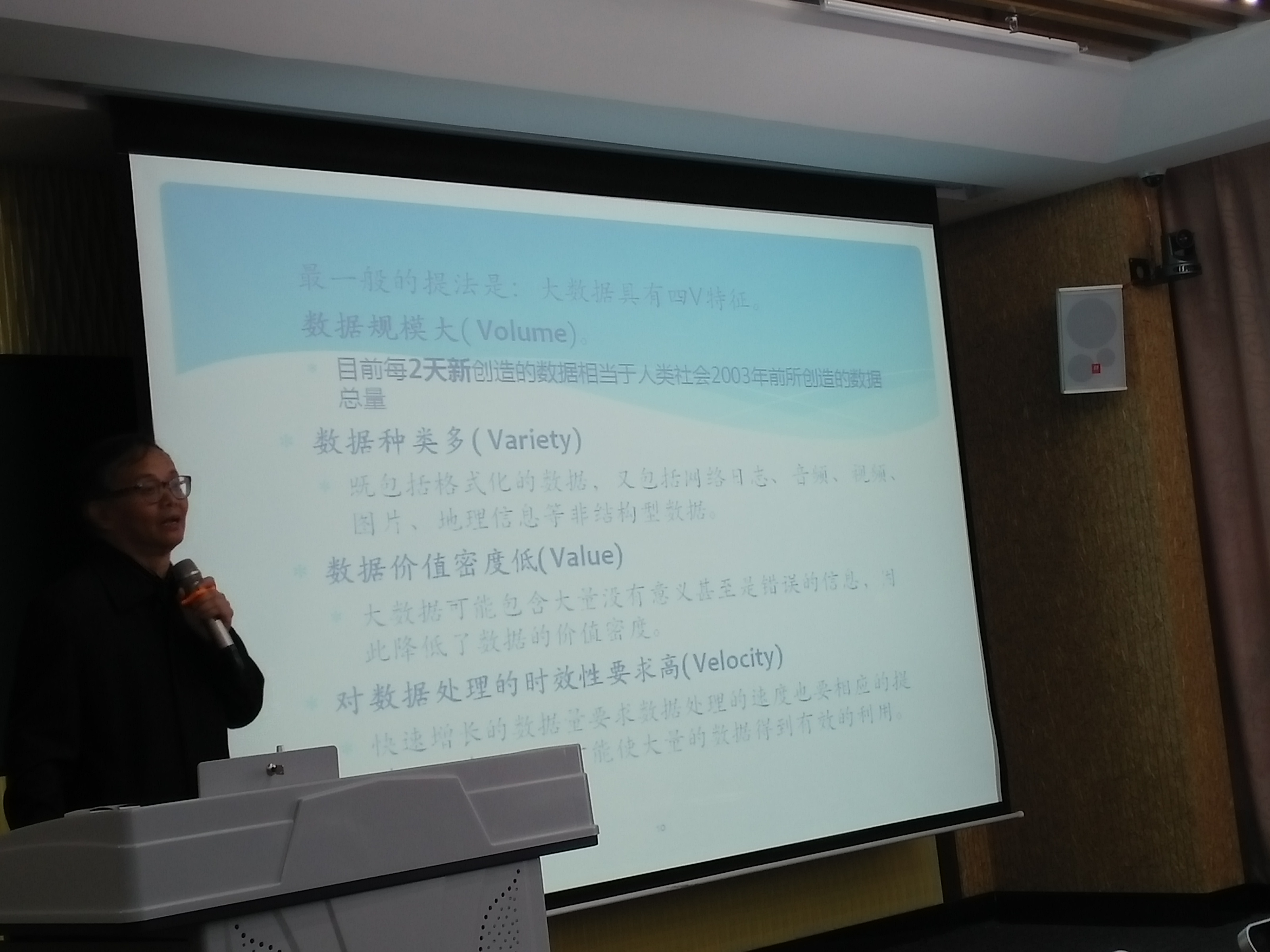 风韵犹存熟妇一区二区三区