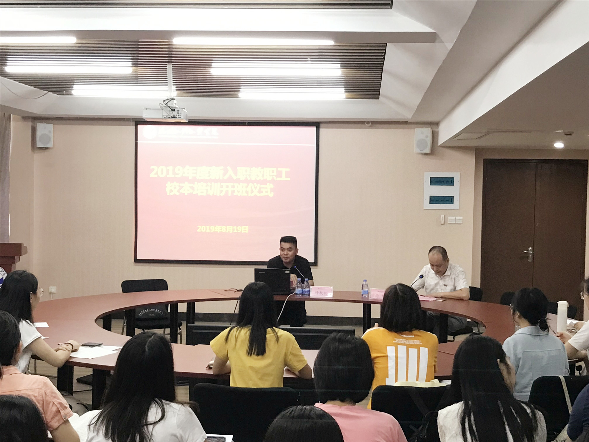 风韵犹存熟妇一区二区三区