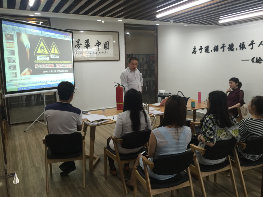 风韵犹存熟妇一区二区三区