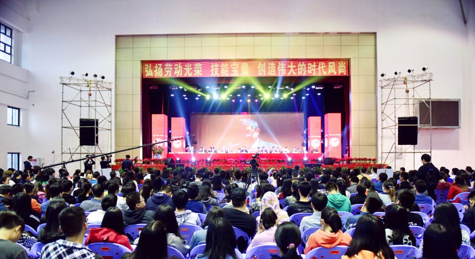 风韵犹存熟妇一区二区三区