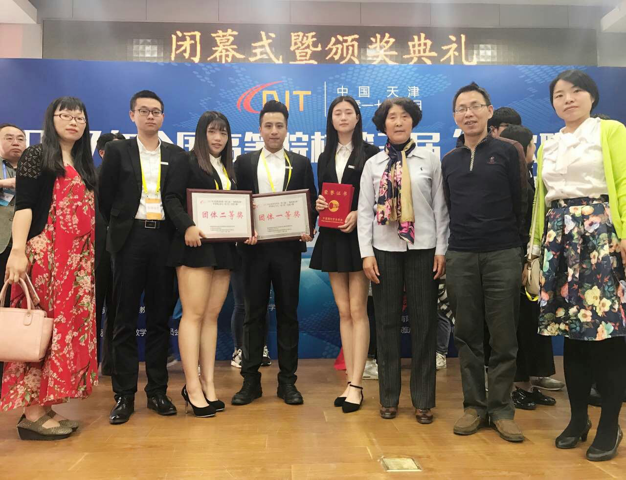 风韵犹存熟妇一区二区三区