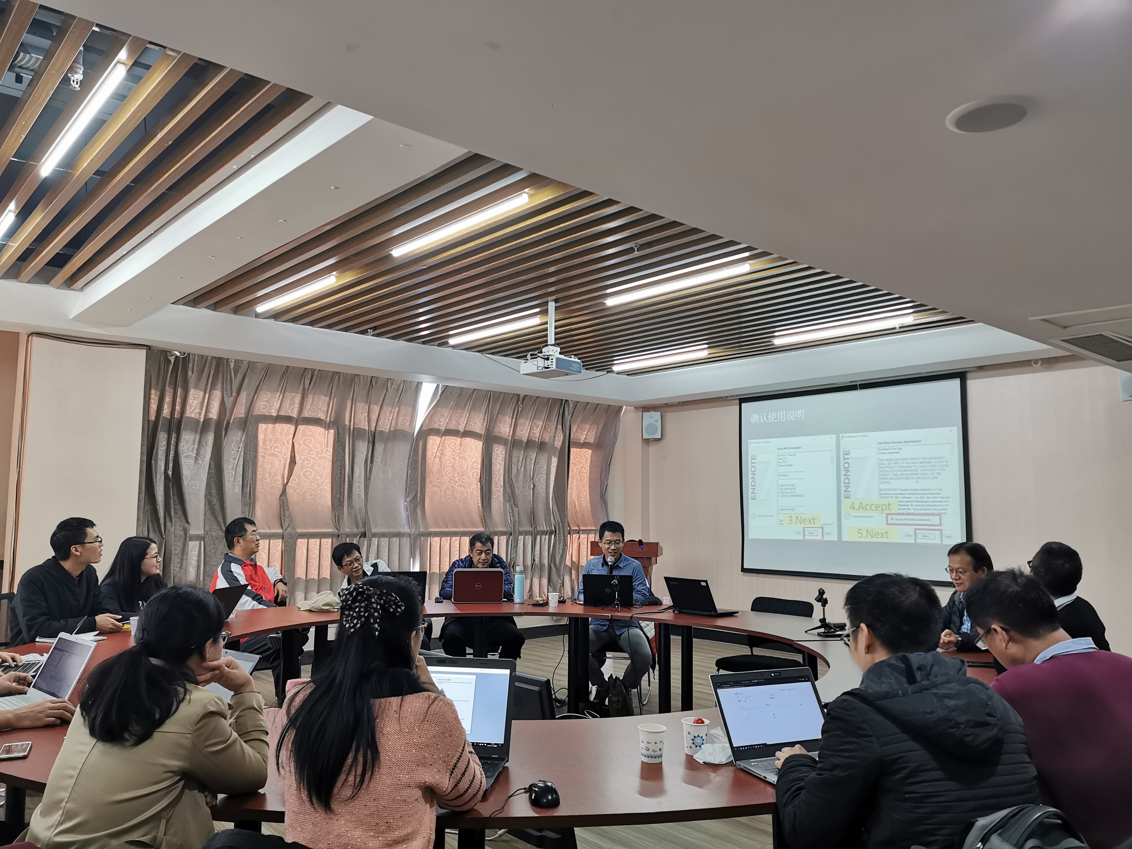 风韵犹存熟妇一区二区三区