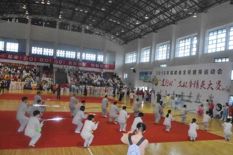 风韵犹存熟妇一区二区三区