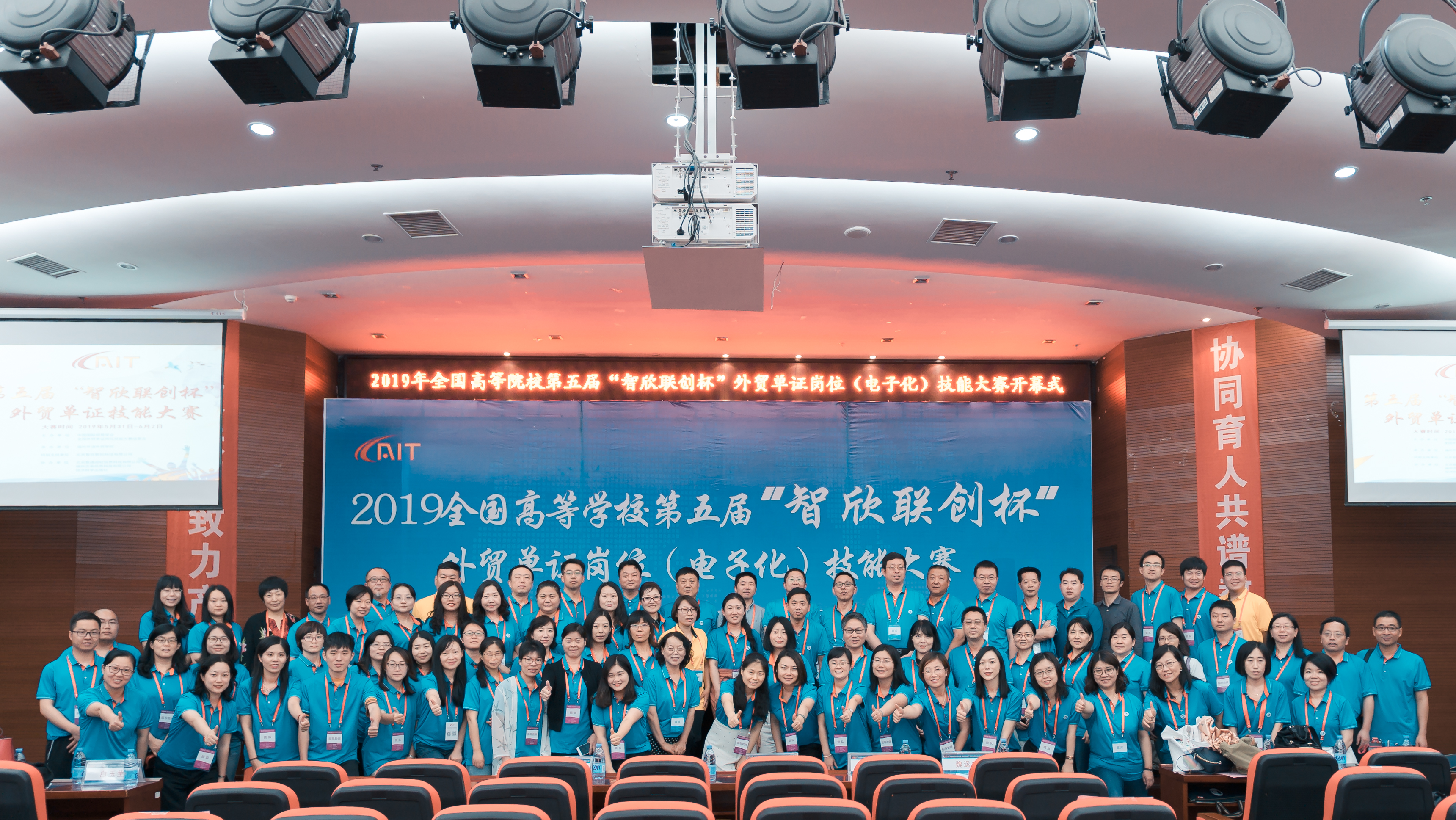 风韵犹存熟妇一区二区三区