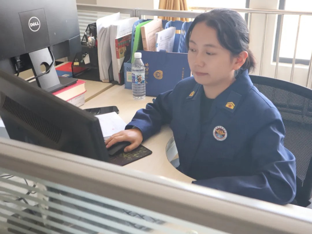 风韵犹存熟妇一区二区三区