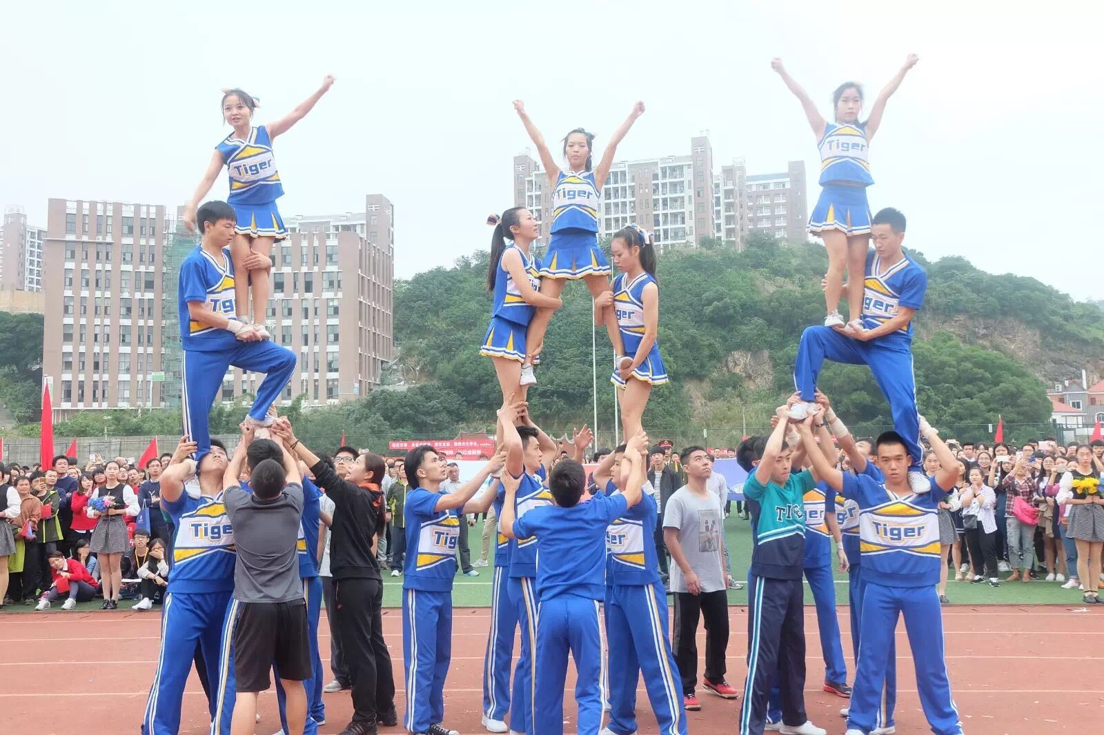风韵犹存熟妇一区二区三区