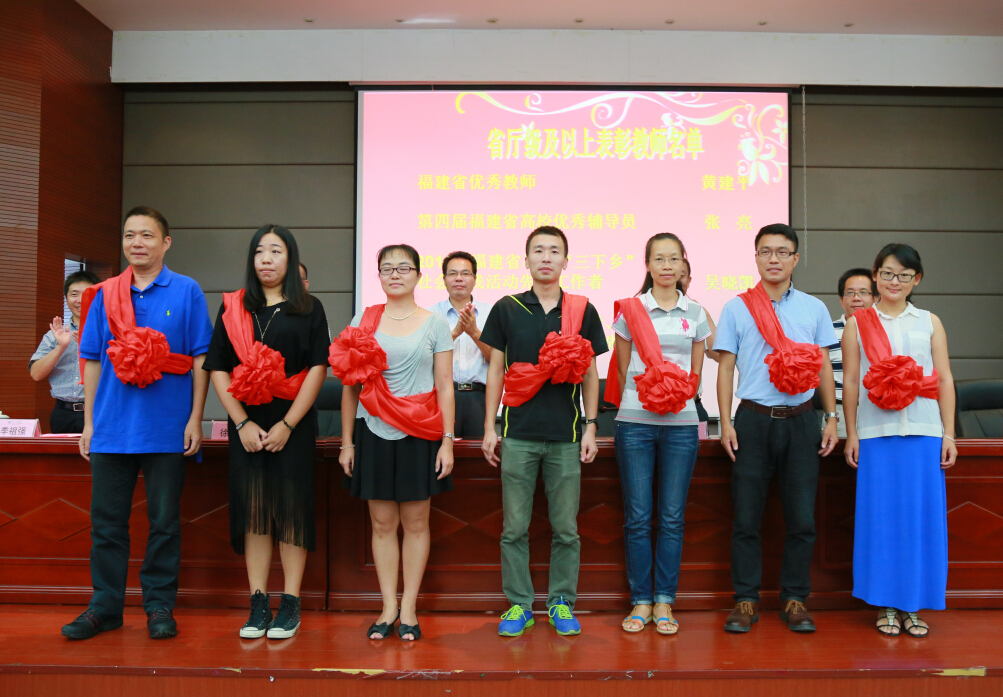 风韵犹存熟妇一区二区三区