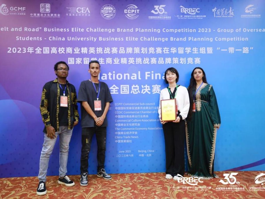 风韵犹存熟妇一区二区三区