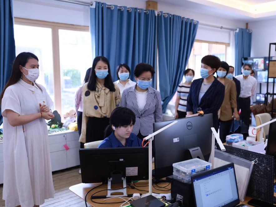 风韵犹存熟妇一区二区三区