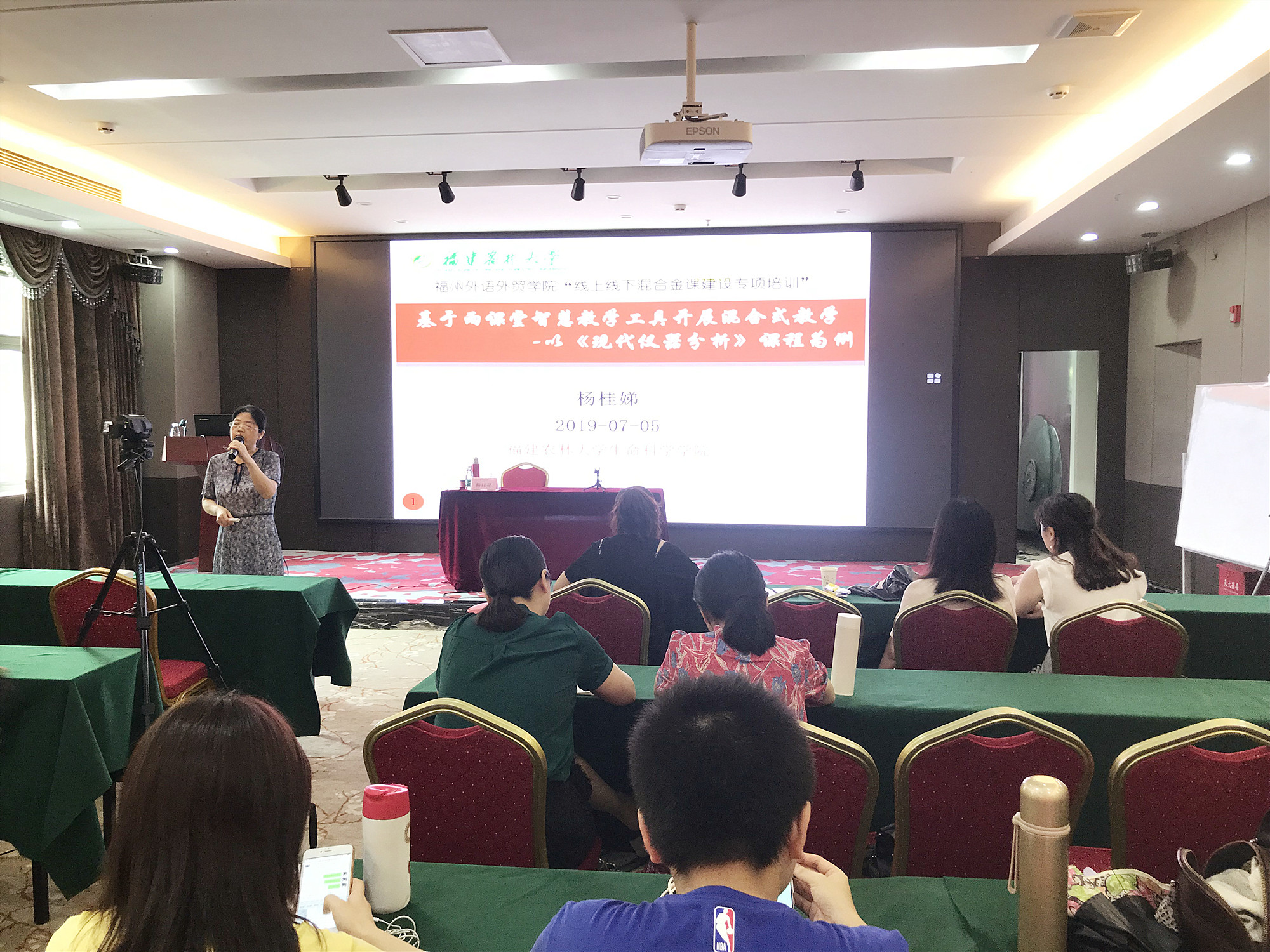 风韵犹存熟妇一区二区三区