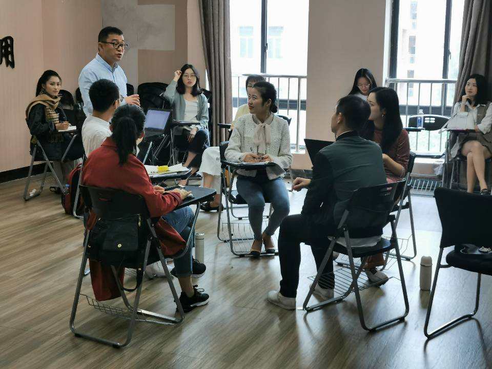 风韵犹存熟妇一区二区三区